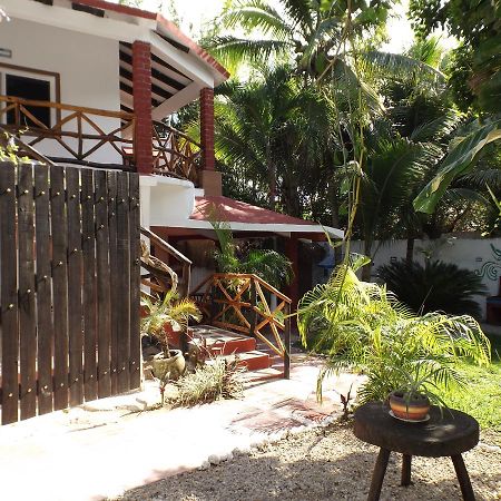Nido Del Quetzal Hotel Bacalar Exterior photo