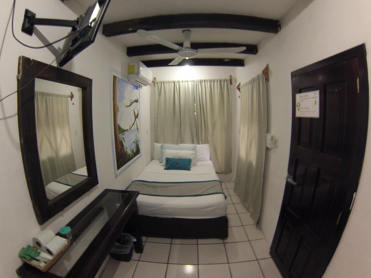 Nido Del Quetzal Hotel Bacalar Exterior photo