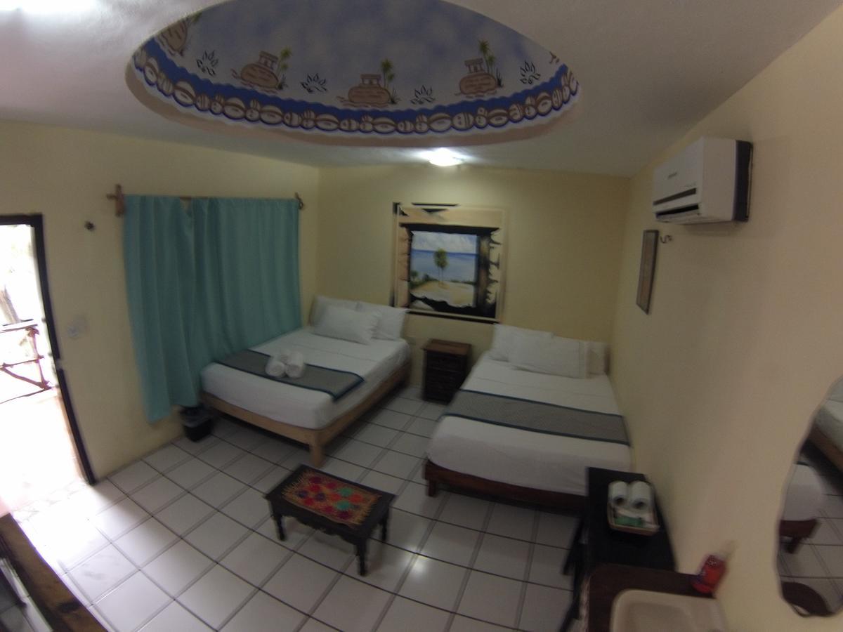 Nido Del Quetzal Hotel Bacalar Exterior photo