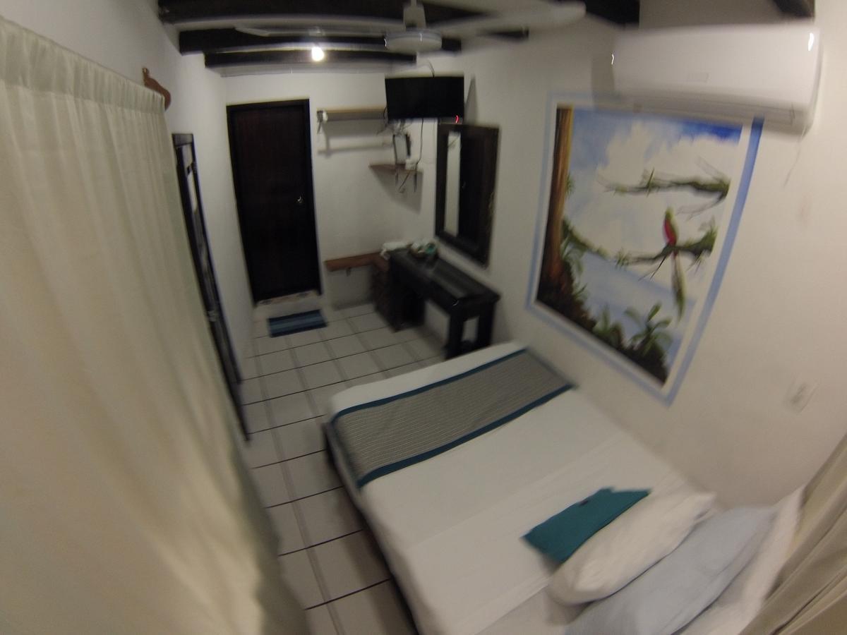 Nido Del Quetzal Hotel Bacalar Exterior photo
