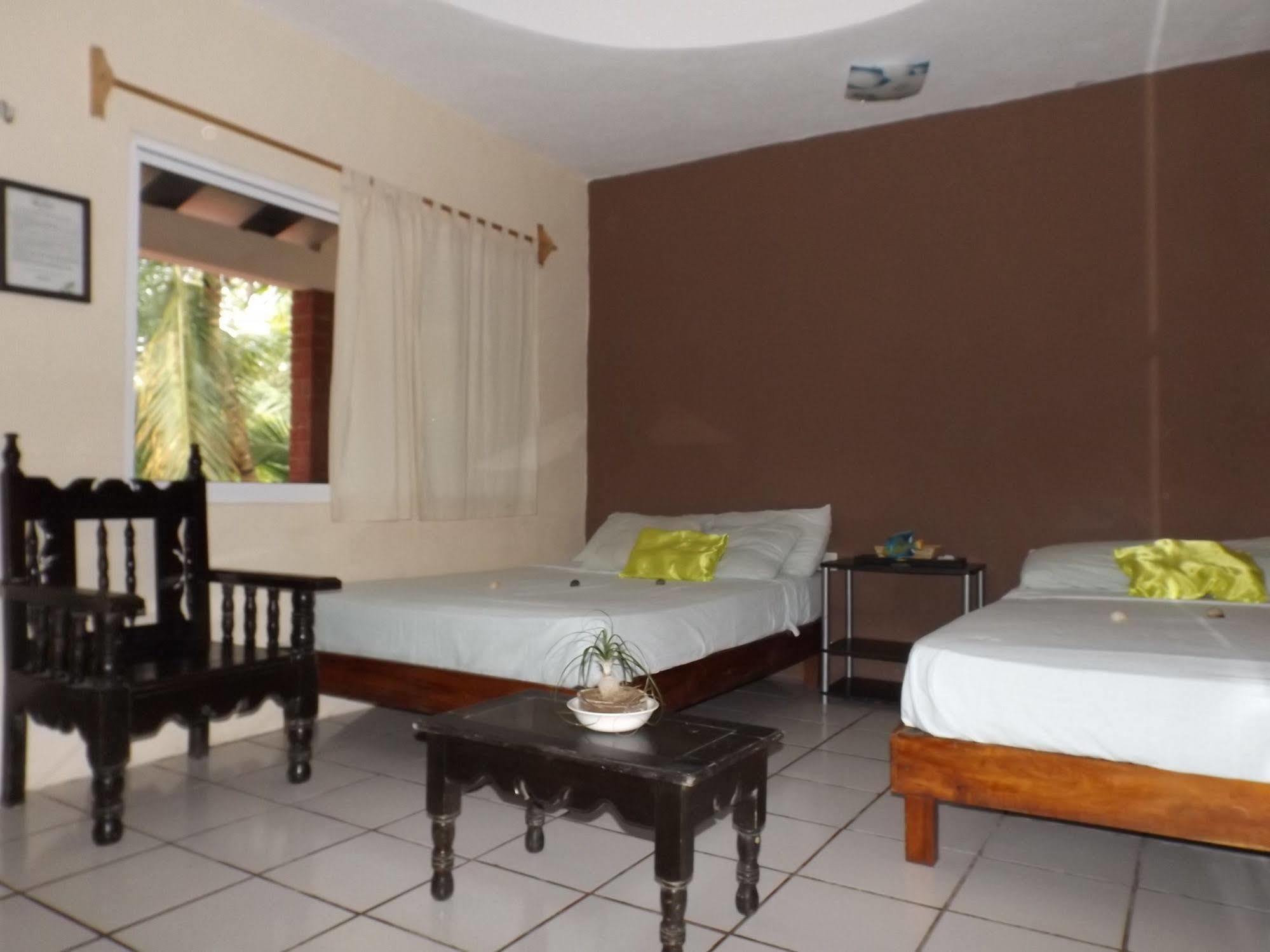 Nido Del Quetzal Hotel Bacalar Exterior photo
