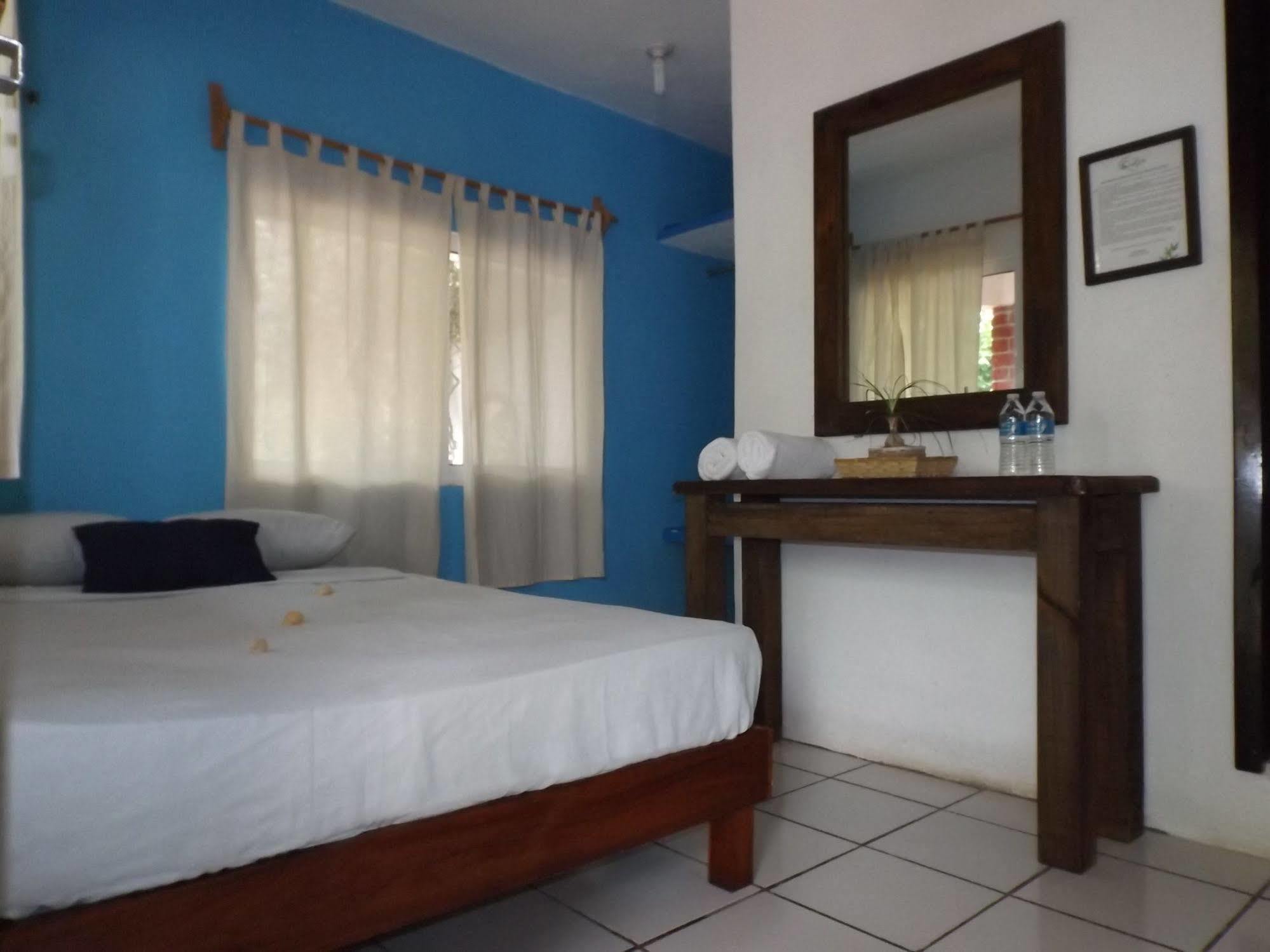Nido Del Quetzal Hotel Bacalar Exterior photo