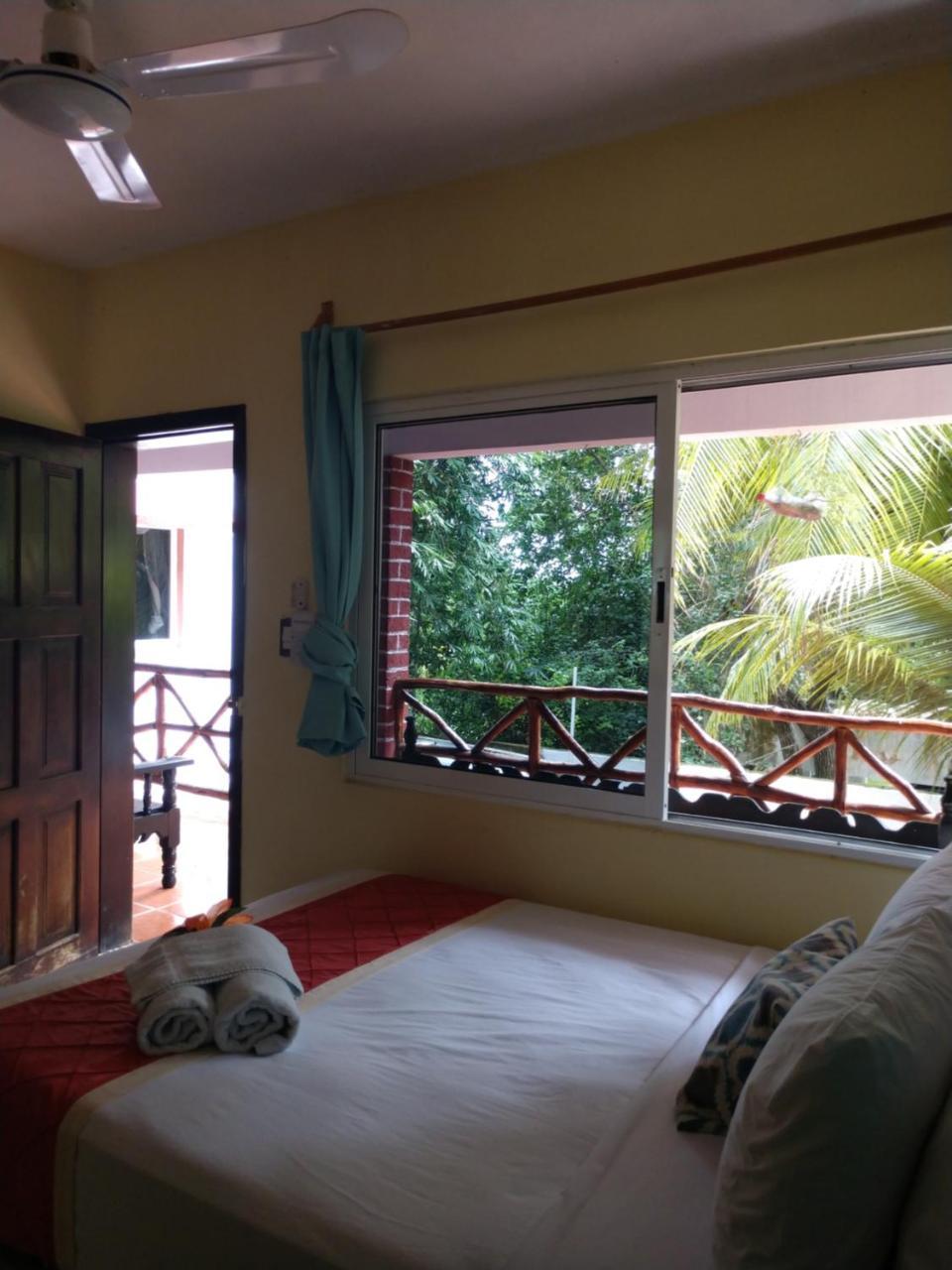 Nido Del Quetzal Hotel Bacalar Exterior photo